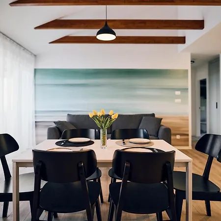 아파트 Malinska Green Apartments 말린스카